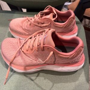 Dusty Rose Topo Atmos. Women’s size 10